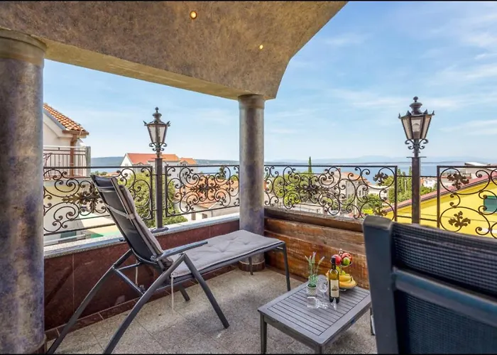 Ana S Panoramskim Pogledom Na דירה