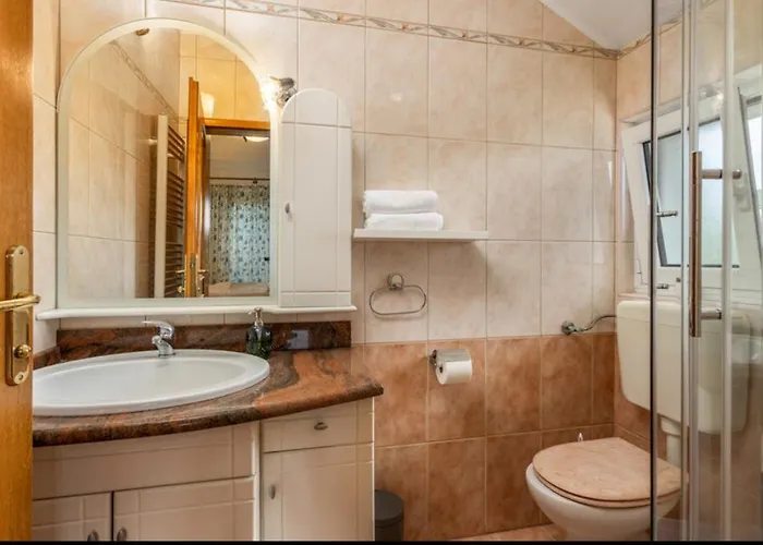 Ana S Panoramskim Pogledom Na דירה *